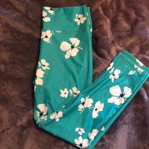 High waisted 7/8 yoga pants